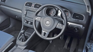 VW Golf Bluemotion interior