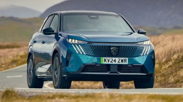 Peugeot E-3008 UK - front cornering