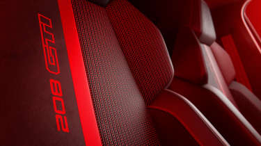 Peugeot E-208 GTi - seat detail