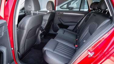 Skoda Superb Estate facelift - rear seats
