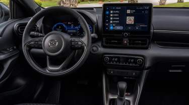 Mazda 2 Hybrid - dash
