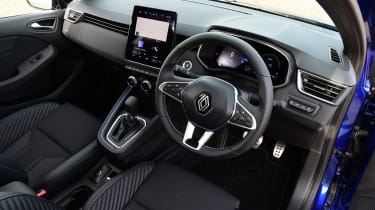 Renault Clio - cabin