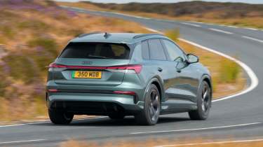 Audi Q4 e-tron - rear action