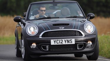 MINI Cooper S Highgate Convertible front cornering