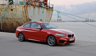 BMW 2 Series coupe 2014 side static