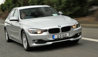 BMW 320d EfficientDynamics front tracking