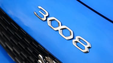New Peugeot 3008 facelift 2020 badge