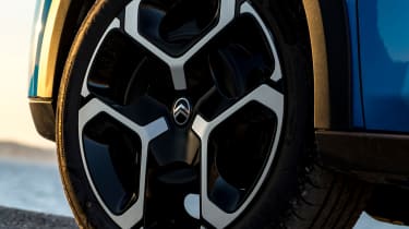 Citroen e-C3 - wheel