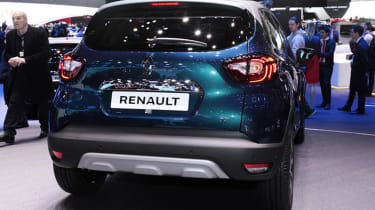 Facelifted Renault Captur Geneva - full rear