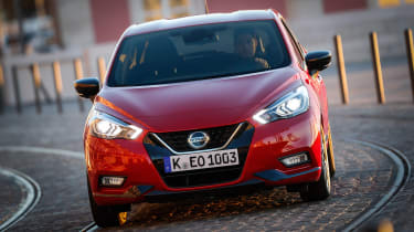 Nissan Micra Xtronic - front action
