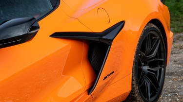Chevrolet Corvette Z06 - air scoop