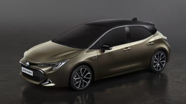 Toyota Auris - front static