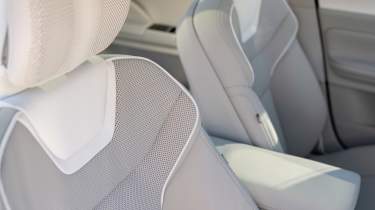 Volvo ES90 - seat detail
