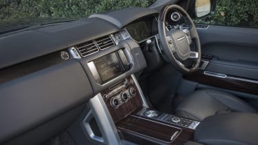 Range Rover SVAutobiography - dash side