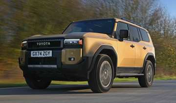 Toyota Land Cruiser - front tracking
