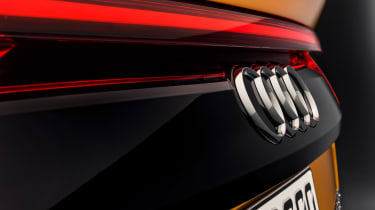 New Audi Q8 - tailgate