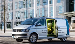 VW T6 Transporter mobile office