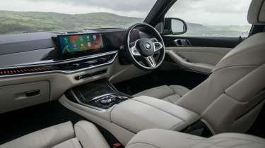 Used BMW X7 - cabin