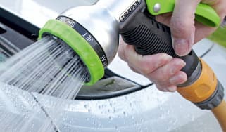 Best hose spray gun - header