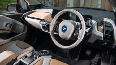 BMW i3 REx 94AH - new interior 2