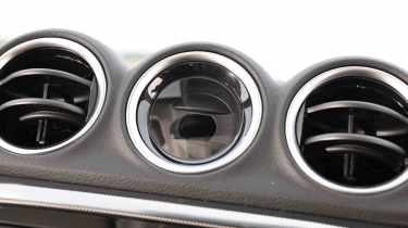 Suzuki Vitara - air vents