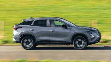 Omoda 5 SHS-H - side