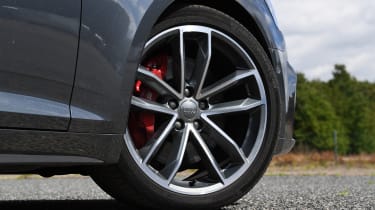 Audi S5 Cabriolet - wheel