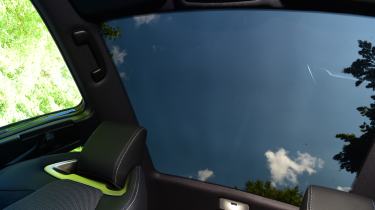 Toyota C-HR Excel - panoramic roof
