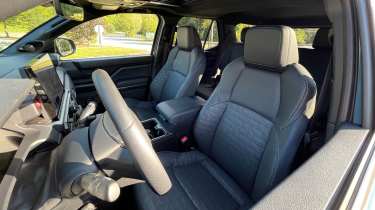 Toyota 4Runner - front seats