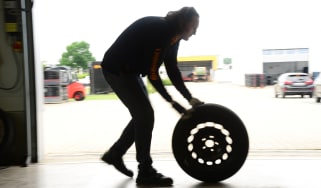 All-season tyre test 2021 - fitting