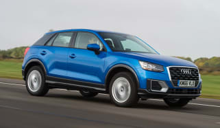 Audi Q2 - blue front