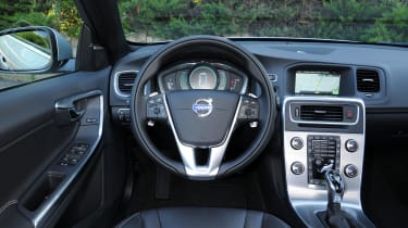 Volvo V60 D4 interior 
