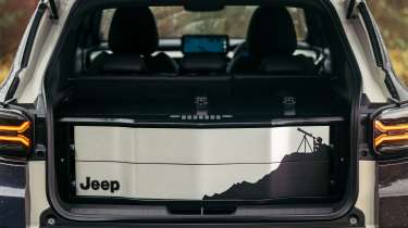 Jeep Avenger Stargazer - boot space