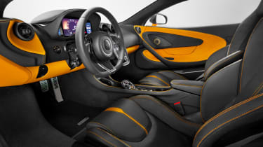 McLaren 570S - interior