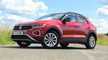 Volkswagen T-Roc - front static 