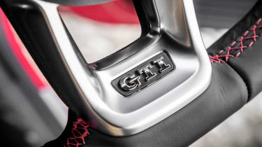 Volkswagen up! GTI - GTI steering wheel