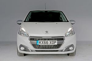 Used Peugeot 208 - full front