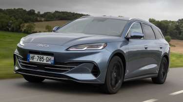 BYD Seal 6 plug-in hybrid - front angled