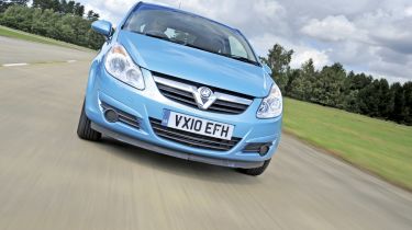 Vauxhall Corsa gets a 2010 eco facelift