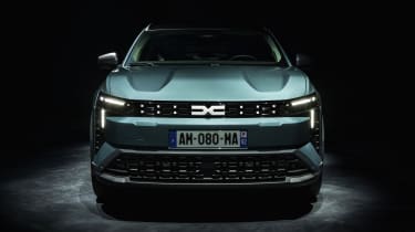 Dacia Striker - full front static