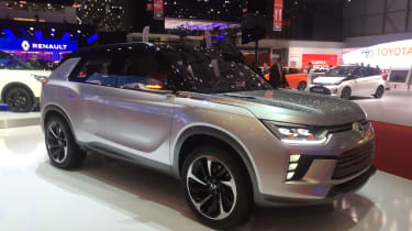 SsangYong G4 Rexton and LIV-2 Concept - Pictures  Auto 