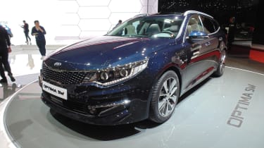 Kia Optima SW Geneva - front three quarter
