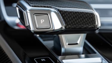 Audi S8 - transmission