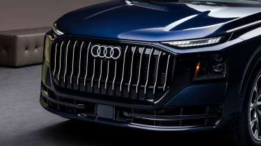 Audi Q9 - grille