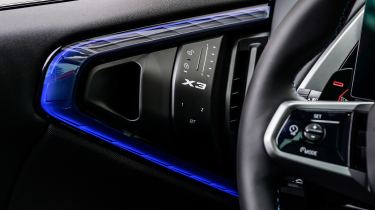 BMW X3 - interior detail