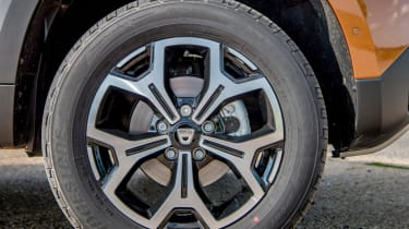 New 2018 Dacia Duster: prices, specs and full deatils 