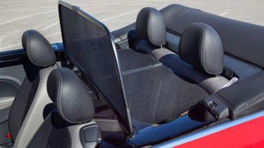 New VW Beetle Cabriolet seats