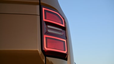 Toyota Land Cruiser - tail light