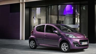 Peugeot 107 - side and front shot