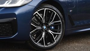 BMW 5 Series - wheel